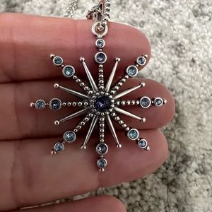 BRAND NEW NEVER WORN BRIGHTON HALO NECKLACE